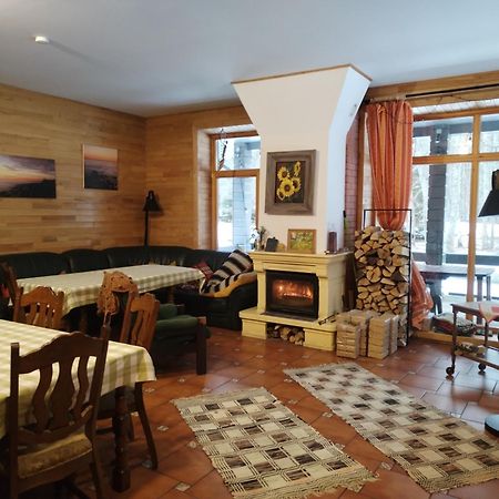 Guest House Pitagi Košrags Buitenkant foto